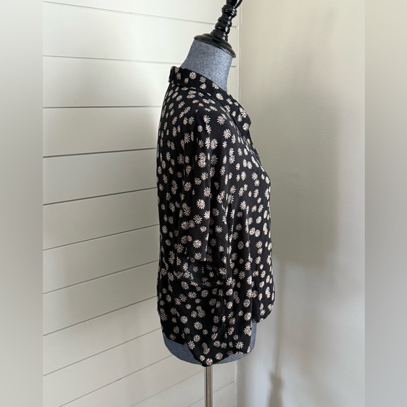 American Eagle Women Black Flower Button Up Shirt - Picture 7 of 10